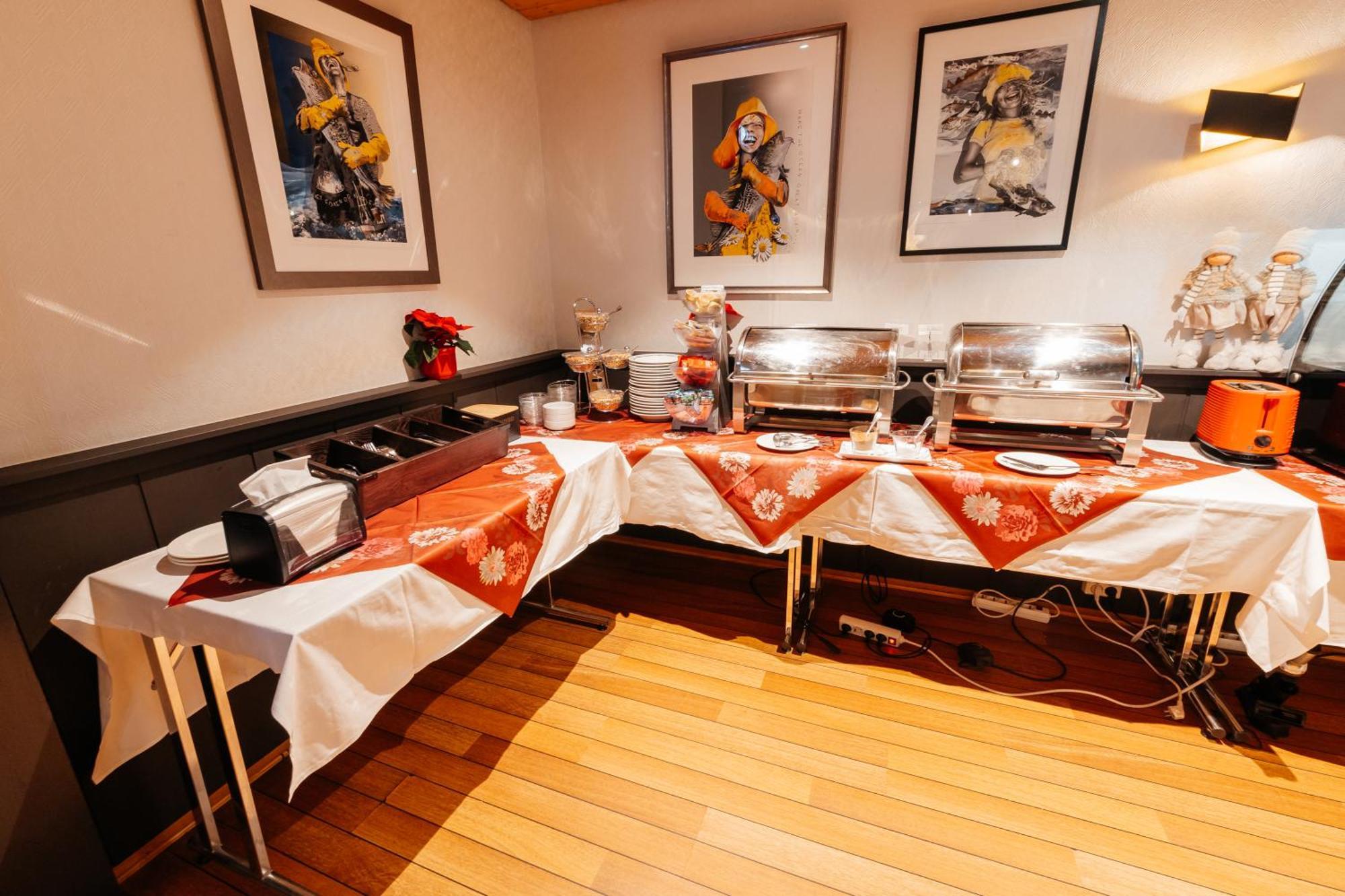 Myre Kysthotell Hotell Myre (Nordland)